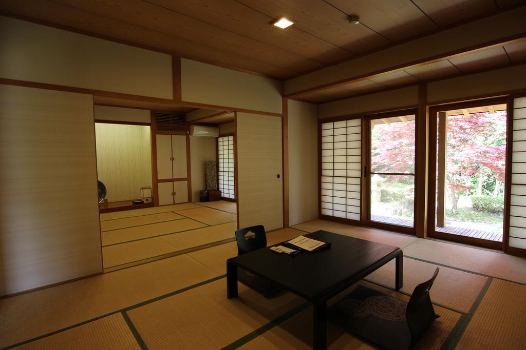 Yamaga Onsen Kazenosato Hotel Kitsuki Luaran gambar